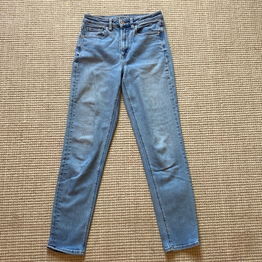 American eagle medium wash stretch jeans size 2